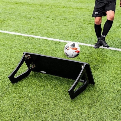 Istruttore portatile di plastica Board di rimbalzo di calcio di calcio dell'HDPE della parete pieghevole di addestramento