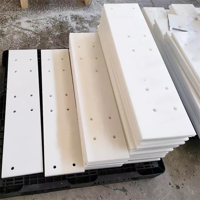 Strato resistente all'uso bianco della fodera di UHMWPE per il bordo d'acciaio del rivestimento del silo di grano del silo