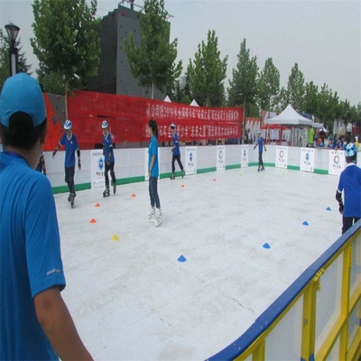 Pannelli sintetici mobili bianchi della pista di pattinaggio del hockey su ghiaccio del cortile all'aperto UHMWPE