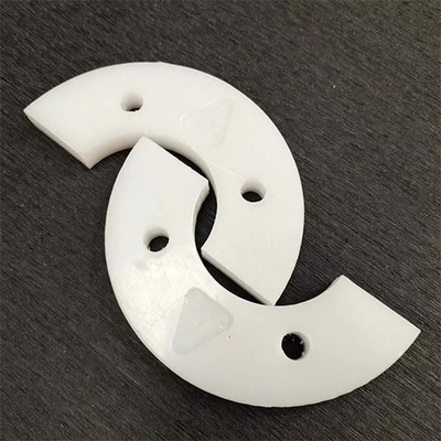 Ruspa spianatrice sdrucciolevole di plastica del trasportatore a catena delle parti di CNC intorno al cuscinetto di voli del trasportatore di resistenza