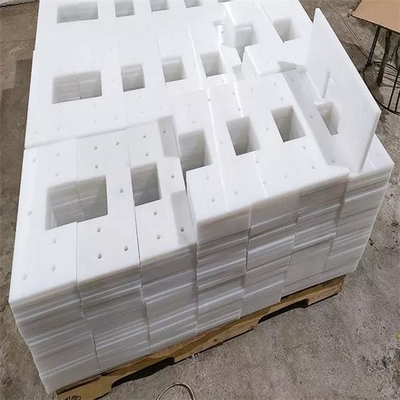 La pagaia UHMWPE bianco di volo del trasportatore di montaggio del polietilene i pezzi meccanici